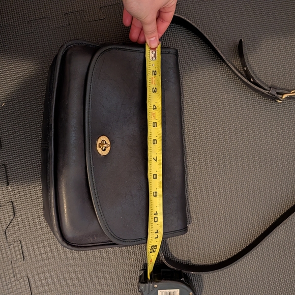 Vintage 1980s Coach City Bag - Picture 8 of 9